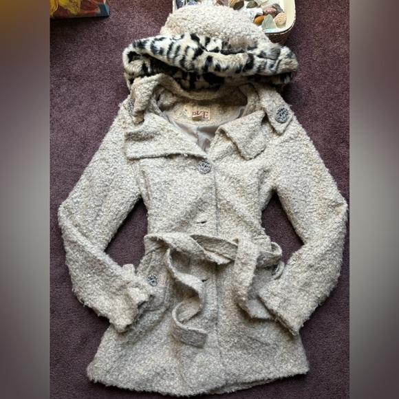 BKE faux fur leopard coat/jacket medium - Picture 1 of 4